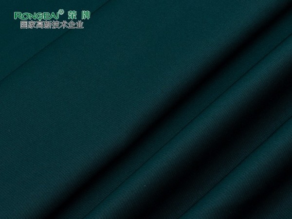 828#深青绿 精密纺双面卡新材料医护面料